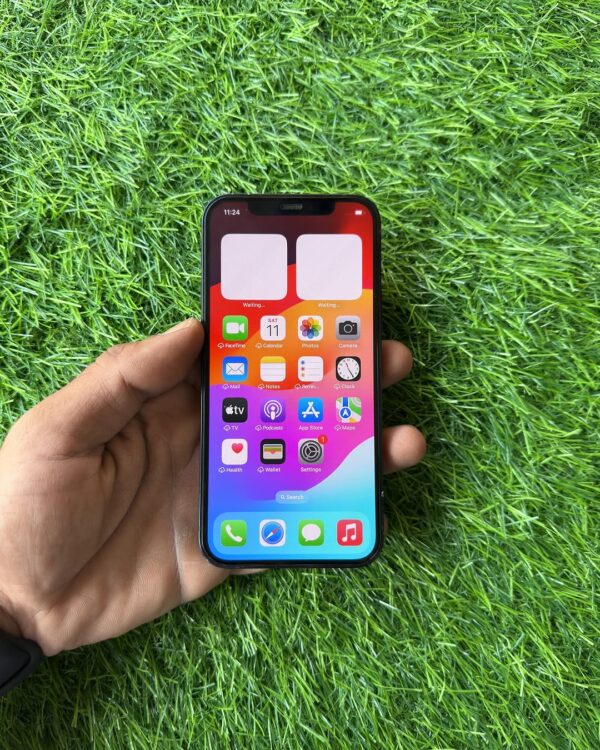 Apple iPhone 12 - Image 2