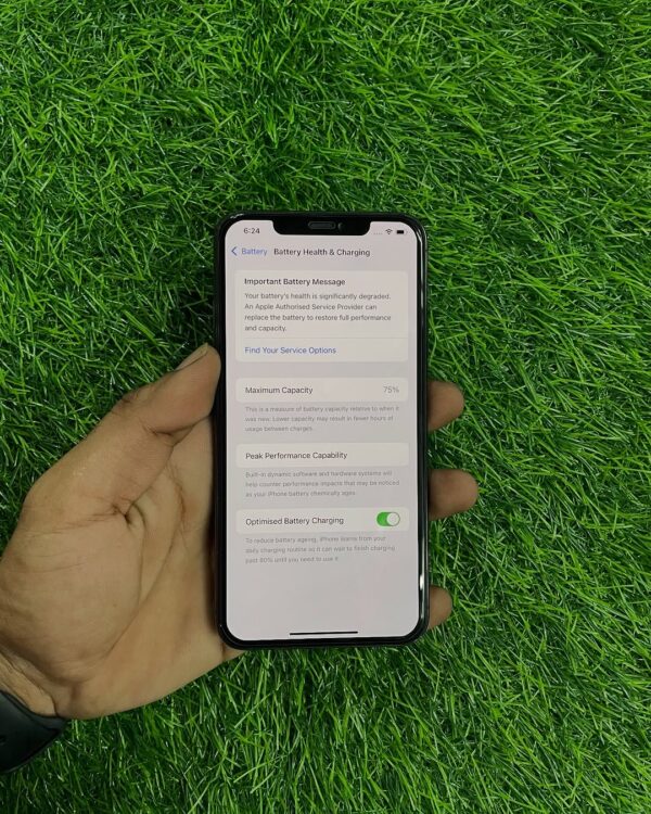 Apple iPhone 11 Pro Max - Image 2