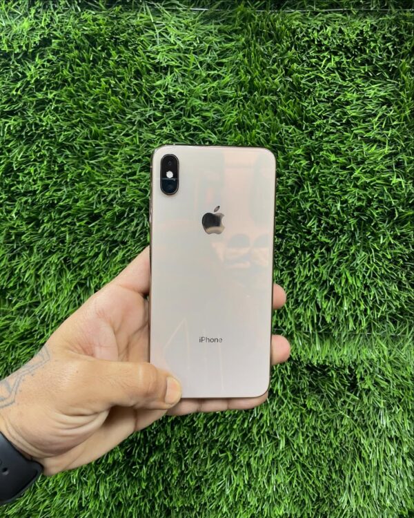 iPhone Xs Max - Image 2